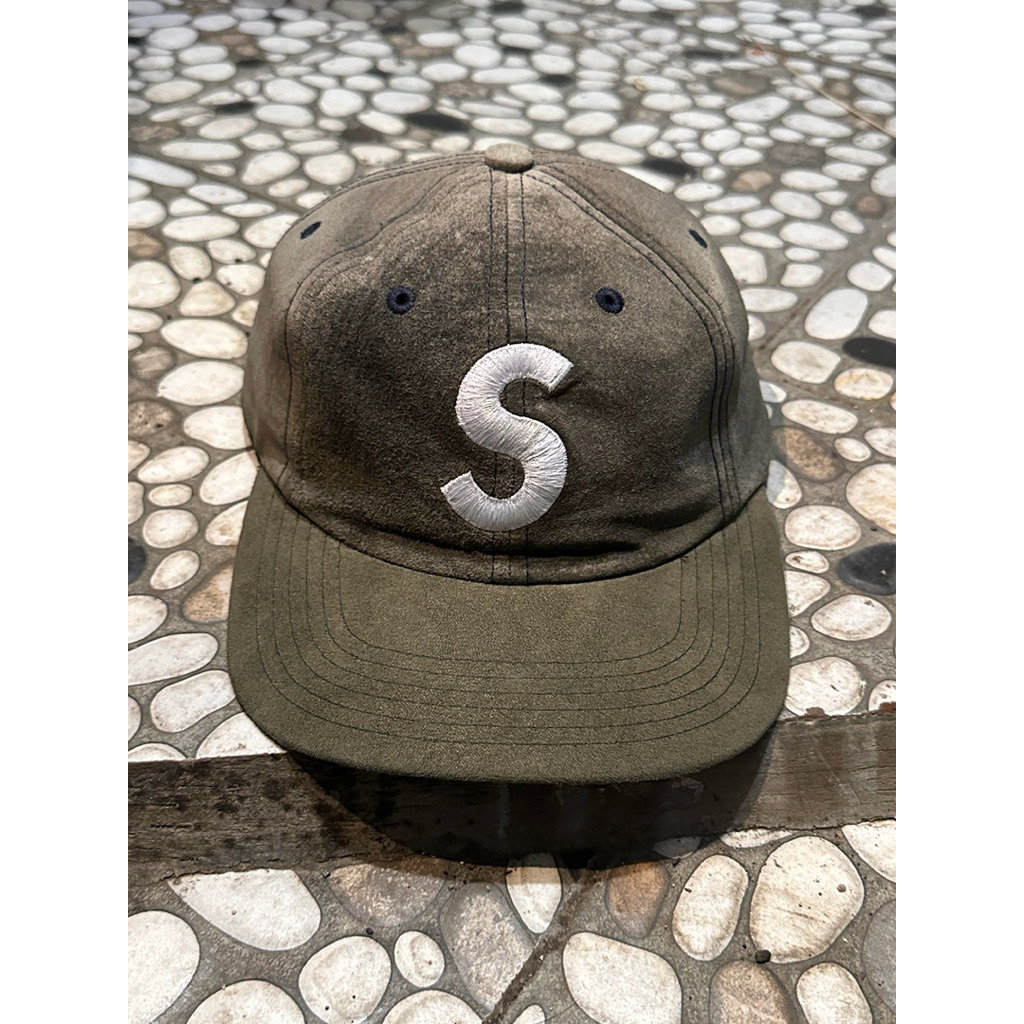 topi supreme s logo suede grey