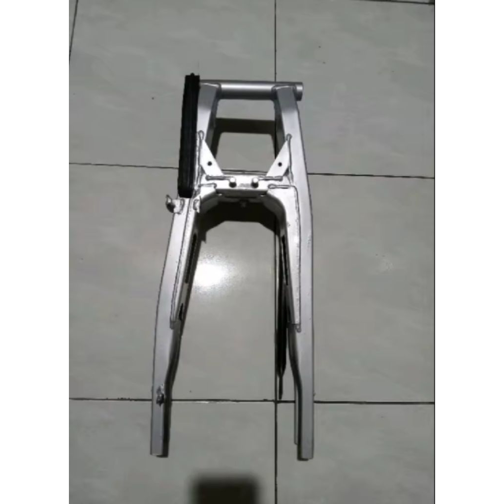 Swing Arm Yamaha Vixion Old 2008-2012 Original Copotan