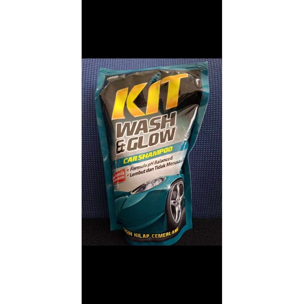 KIT Wash and Glow Car Shampo 720 ml