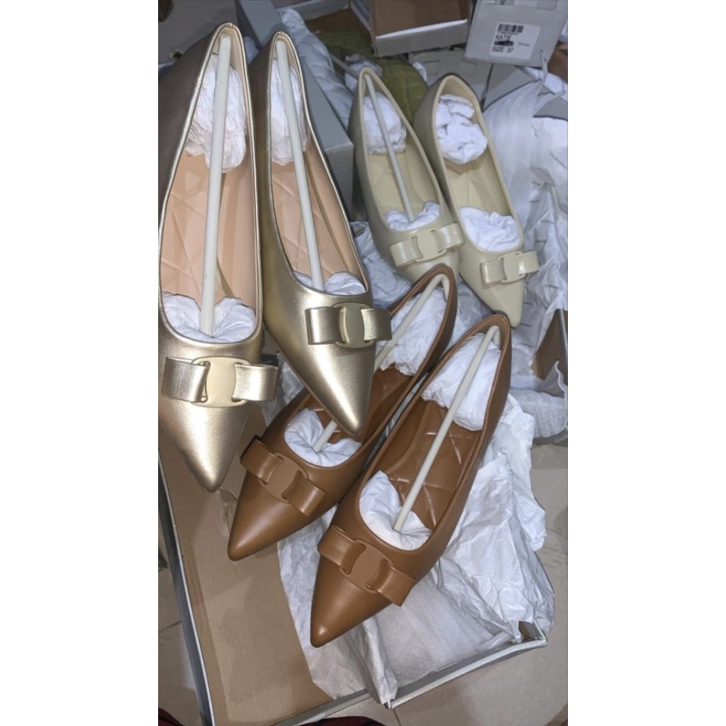 PROMO SEPATU/SANDAL URBAN N CO