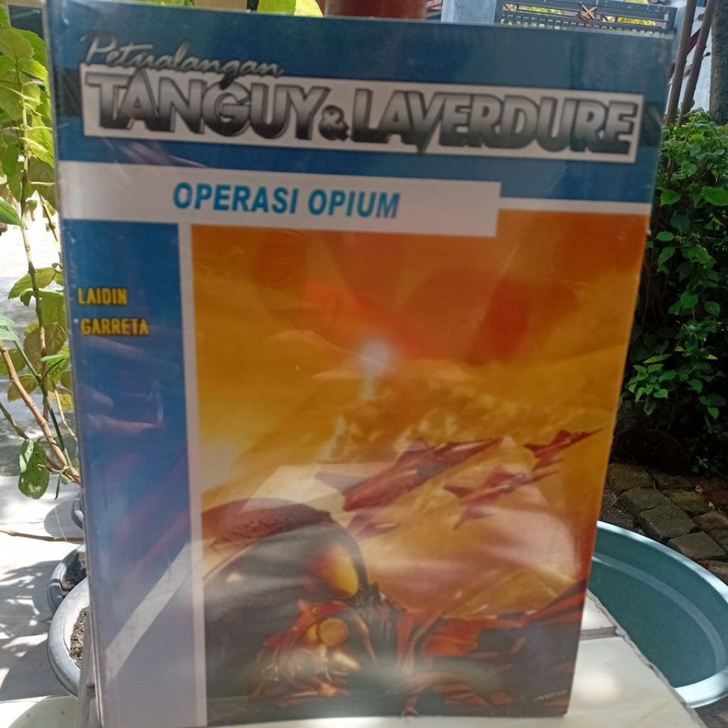 buku petualangan tanguy & laverdure operasi opium