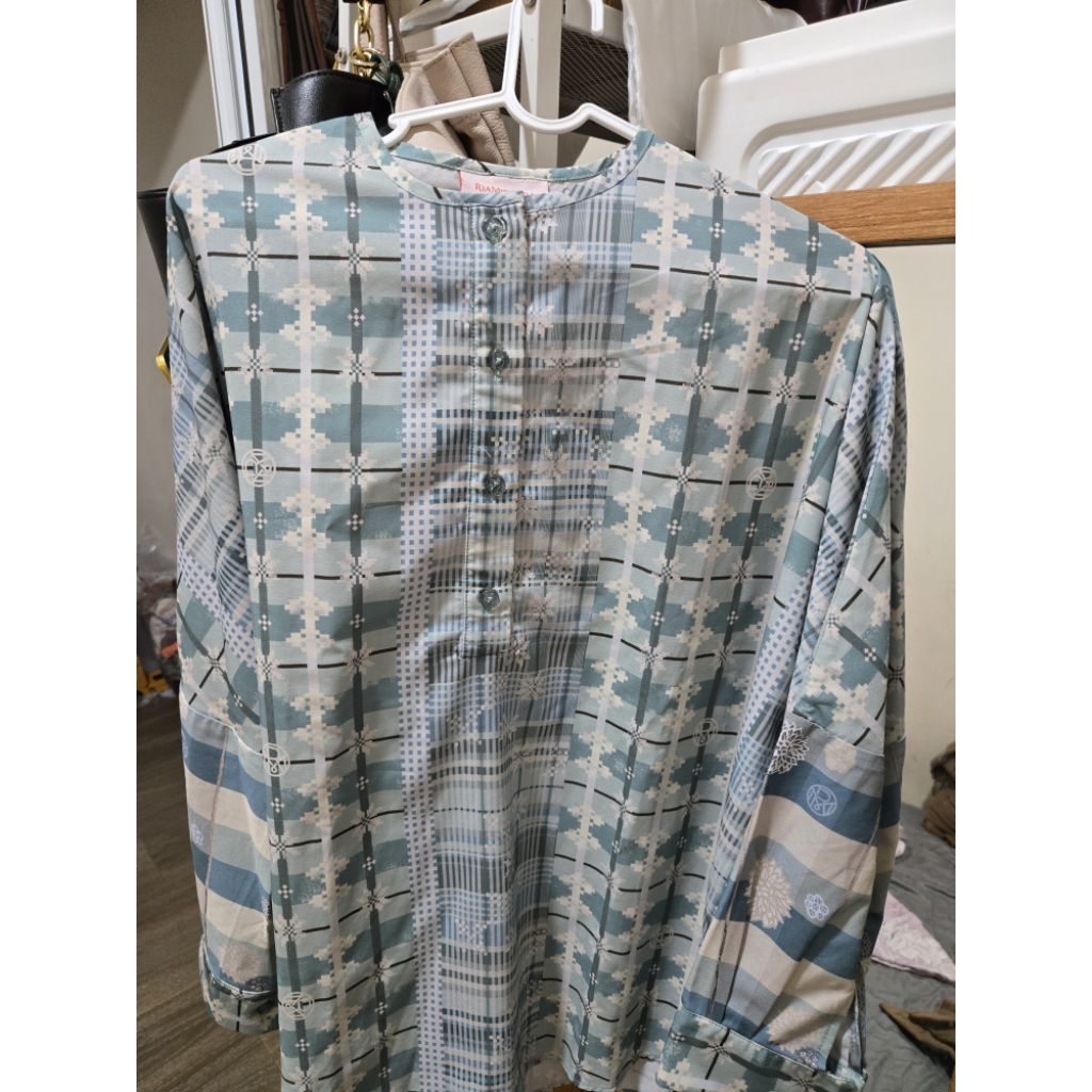 Preloved Ria Miranda lawasan size S/M