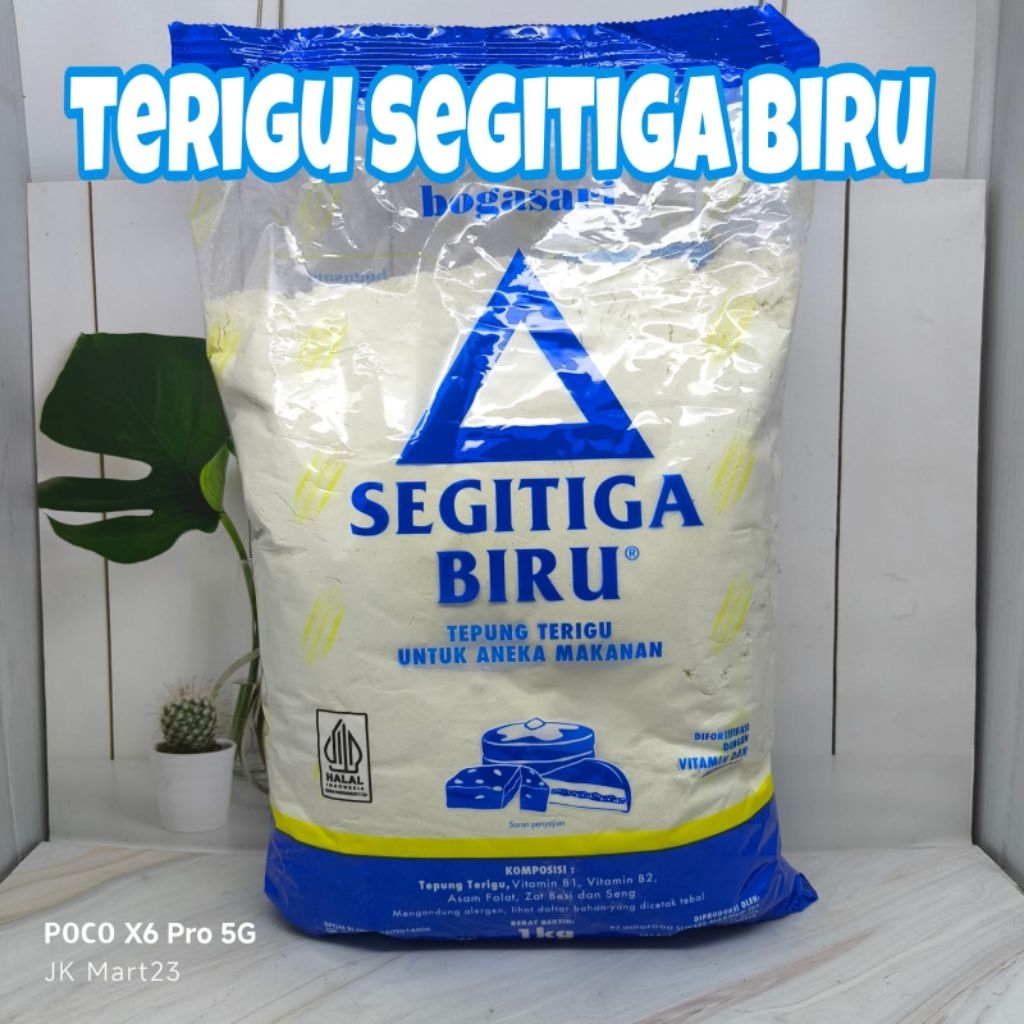 TERIGU SEGITIGA BIRU 1 DUS KEMASAN 1 KG