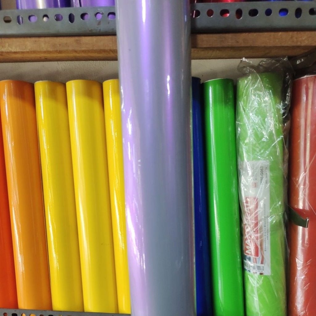 skotlet stiker abu lembayung ungu