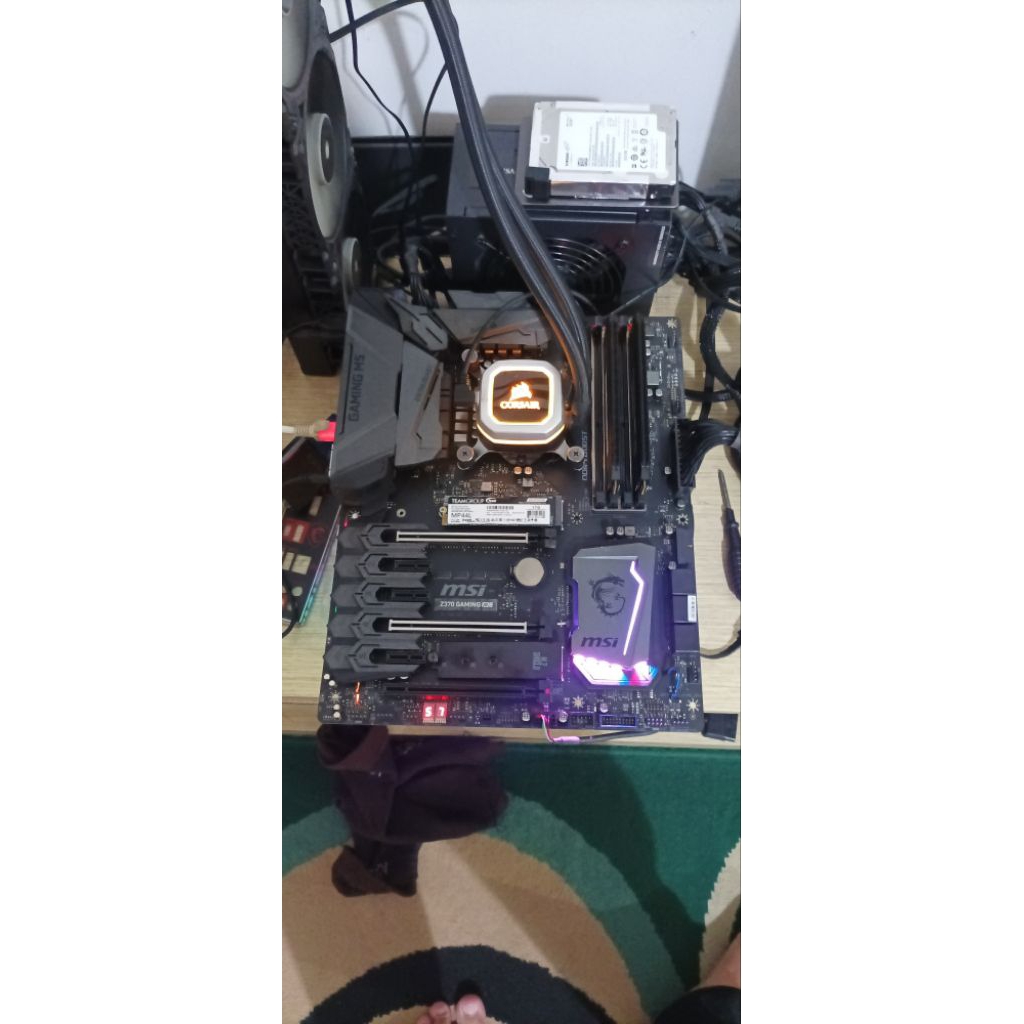 Paket Core i7-8700K (Corsair H150i Pro) + MSI Z370 Gaming M5 + Patriot 16GB + Nvme 1TB