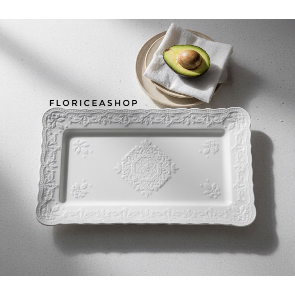 Piring Saji Keramik Putih Emboss Klasik – Cantik & Estetik