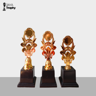 PIALA SET FIGUR BARU/PIALA SET FIGUR PRAMUKA/PIALA SET MURAH/PIALA SET DAPAT 3 PIALA