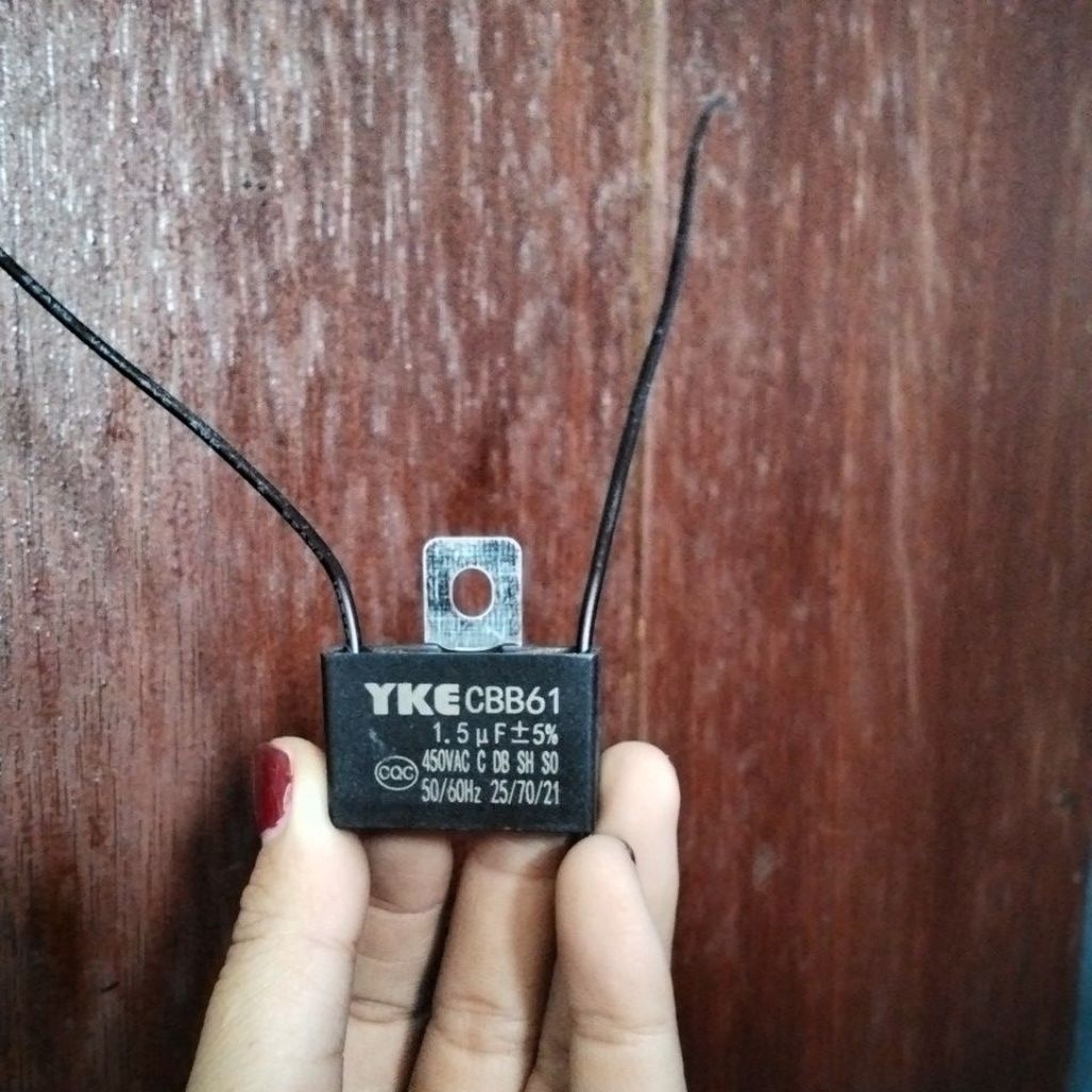 KAPASITOR 1.5UF KOTAK KAPASITOR 1.5UF KOTAK