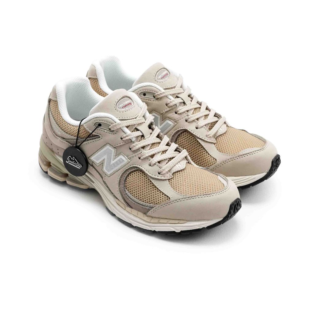 New Balance 2002R Beige