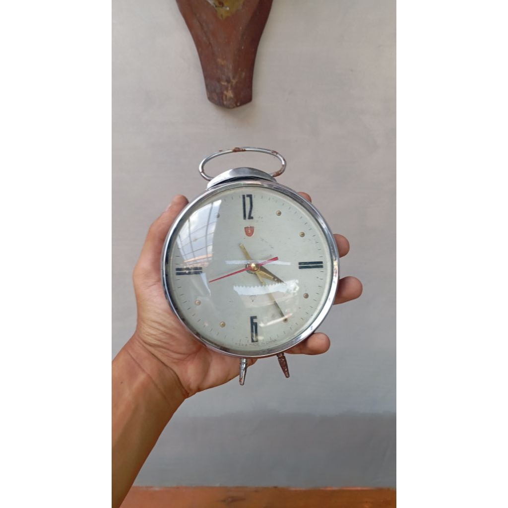 Jam weker jadul lawas