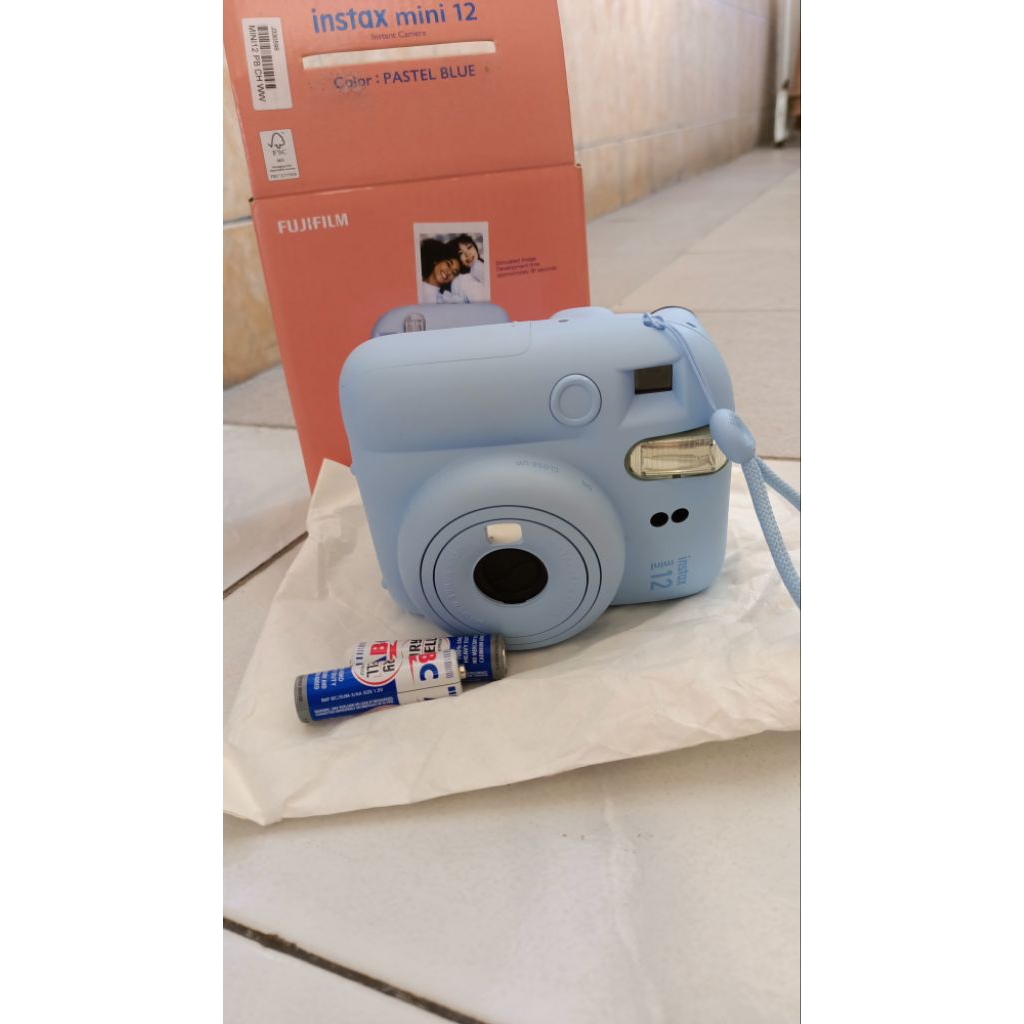 Kamera Polaroid Fujifilm Instax Mini 12