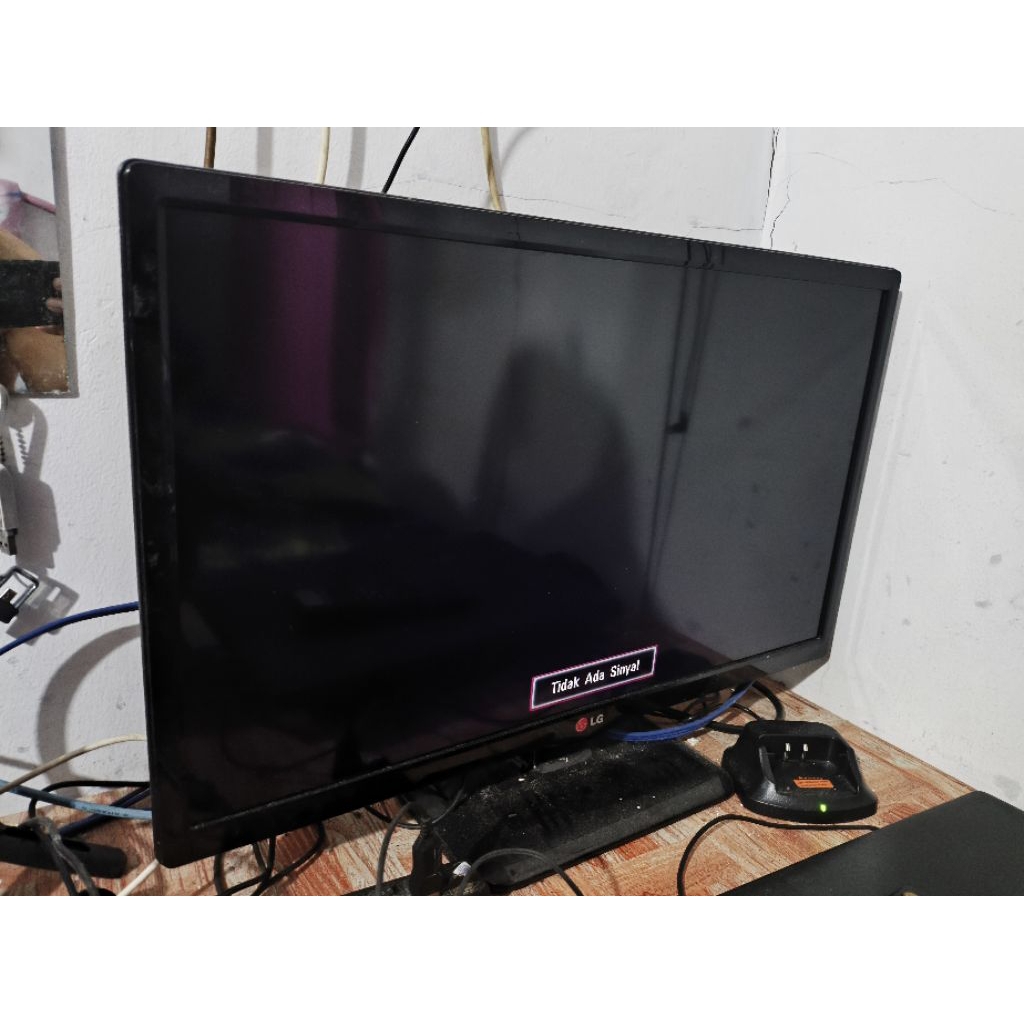 Televisi TV LED LG 24 inch Analog (second)