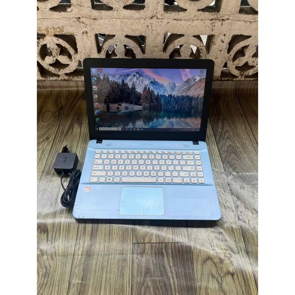 Laptop Asus X441BA AMD A4 Radeon R3