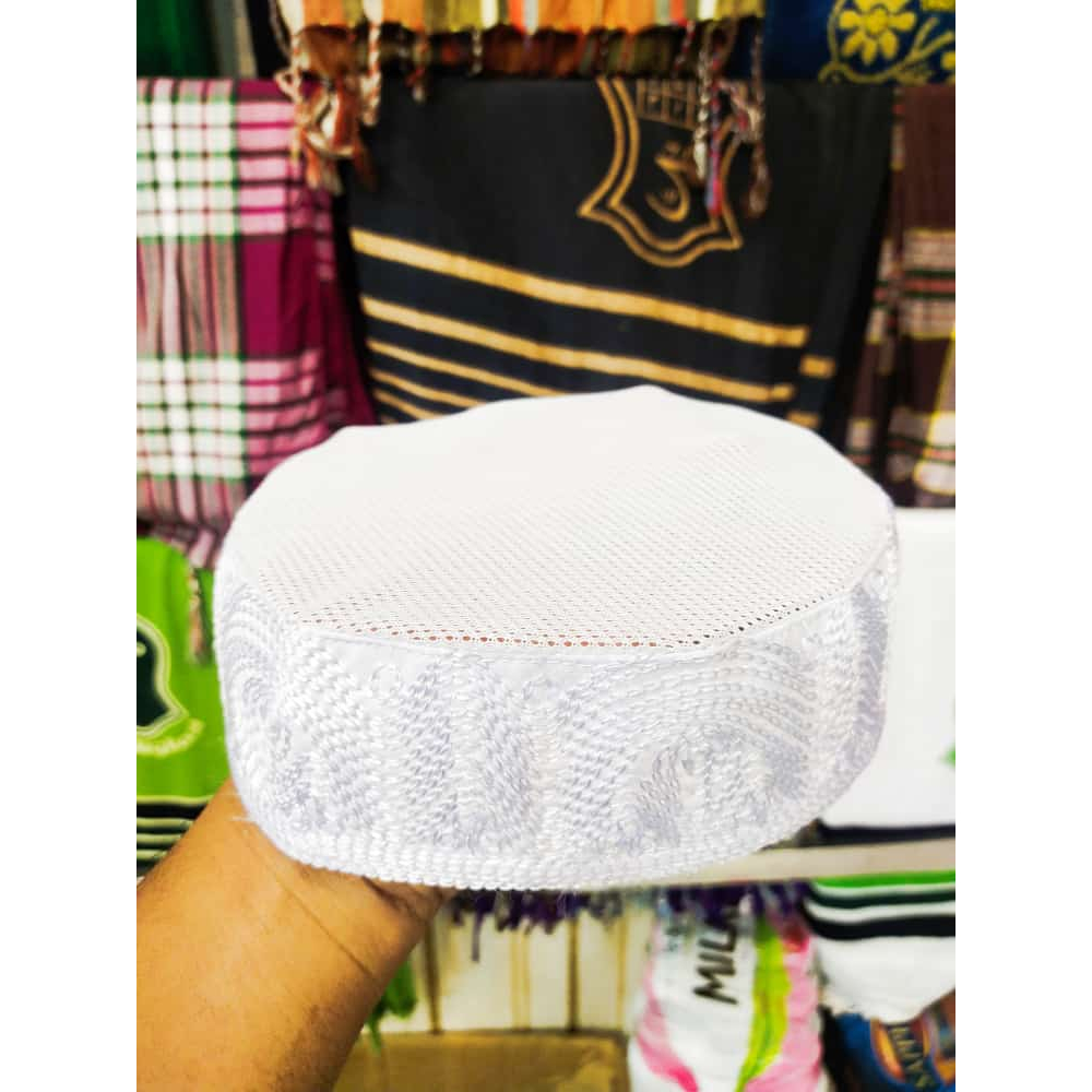 Peci Madinah Jaring Putih Tinggi 7cm - Nyaman Dipakai, Ringan, Motif Acak