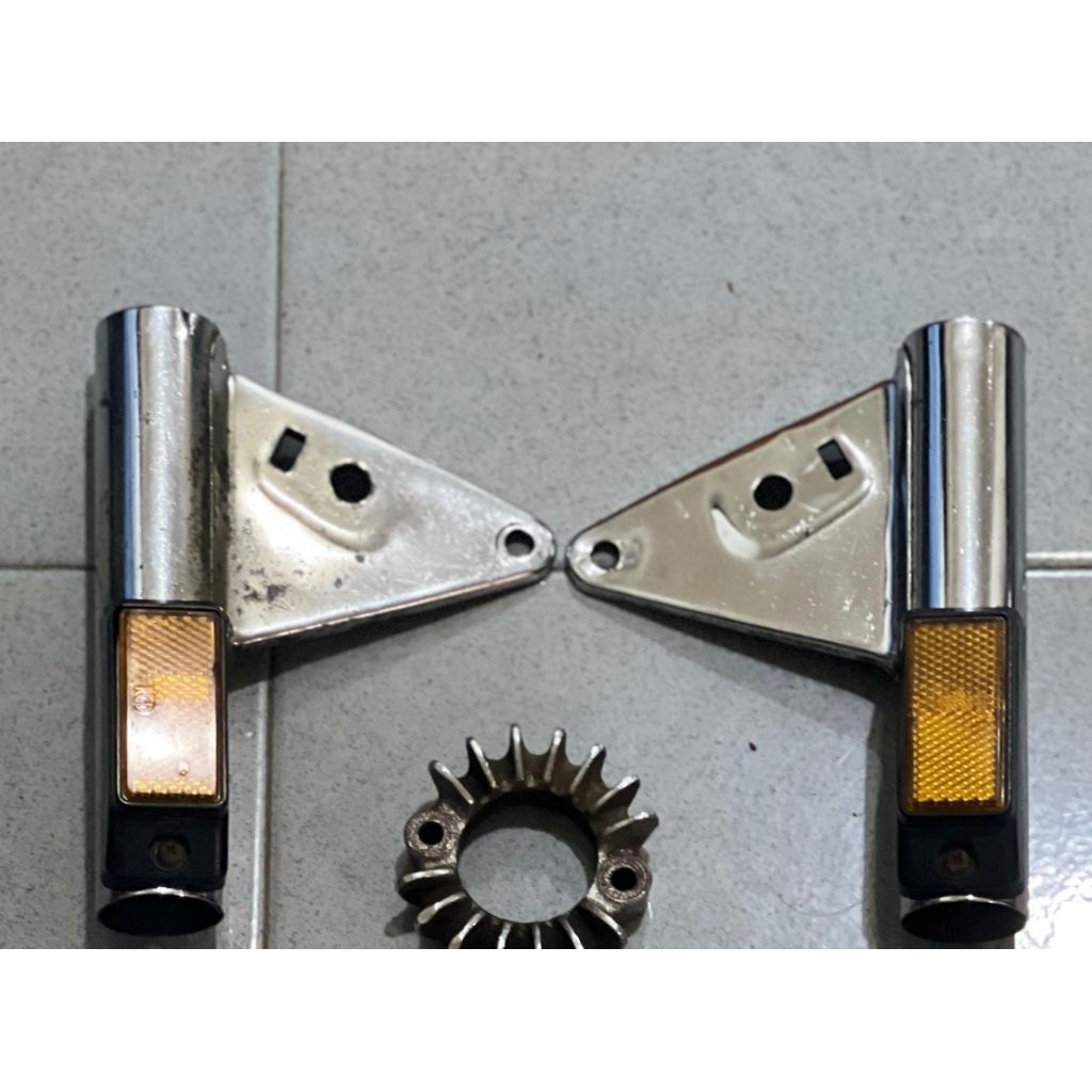 KUPINGAN GL 100 SET MATA KUCING ORIGINAL