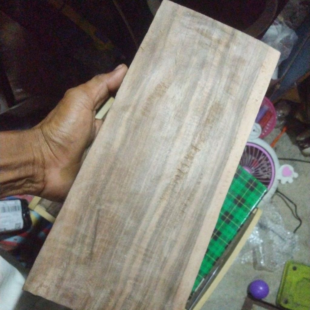 kayu ebony Sulawesi asli