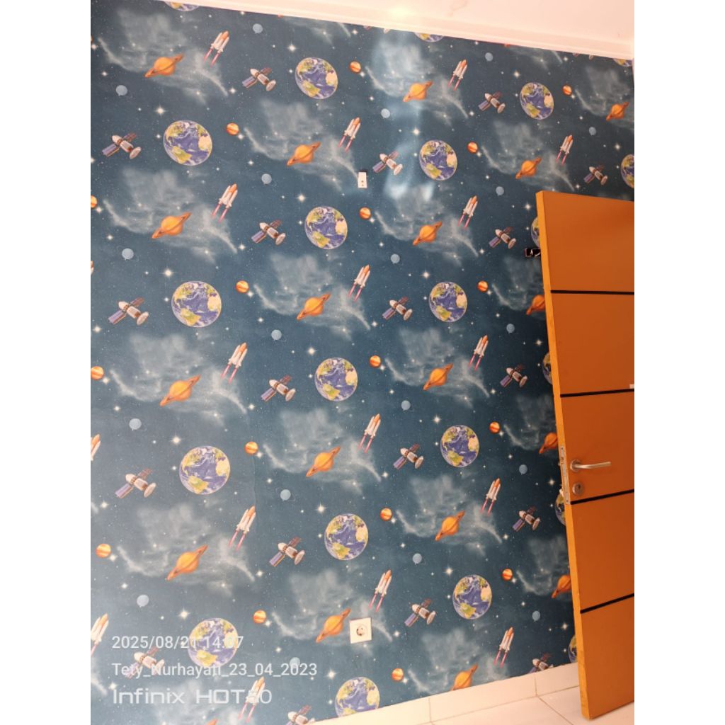 jasa pasang wallpaper/wallstiker/wallpaper custem