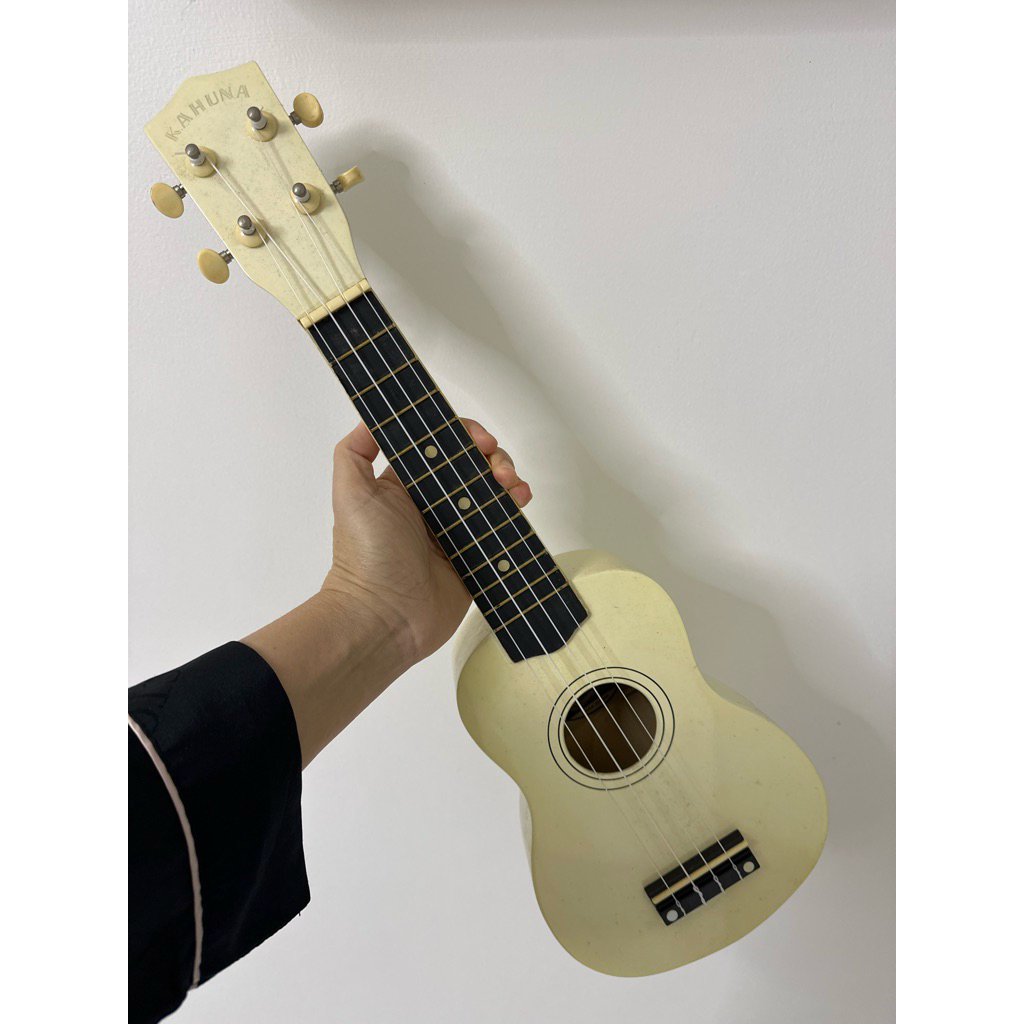 preloved ukulele cantik Kahuna