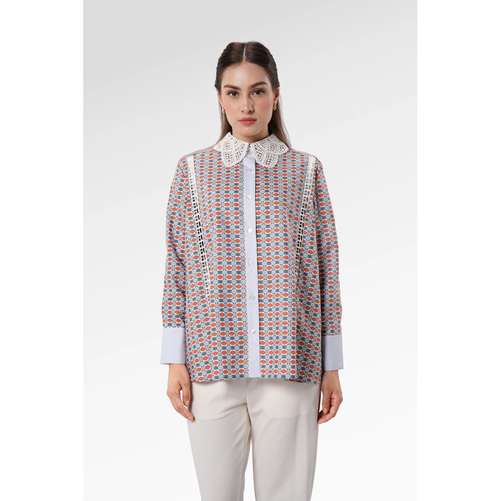 Benang Jarum Chainerie Yoke Shirt