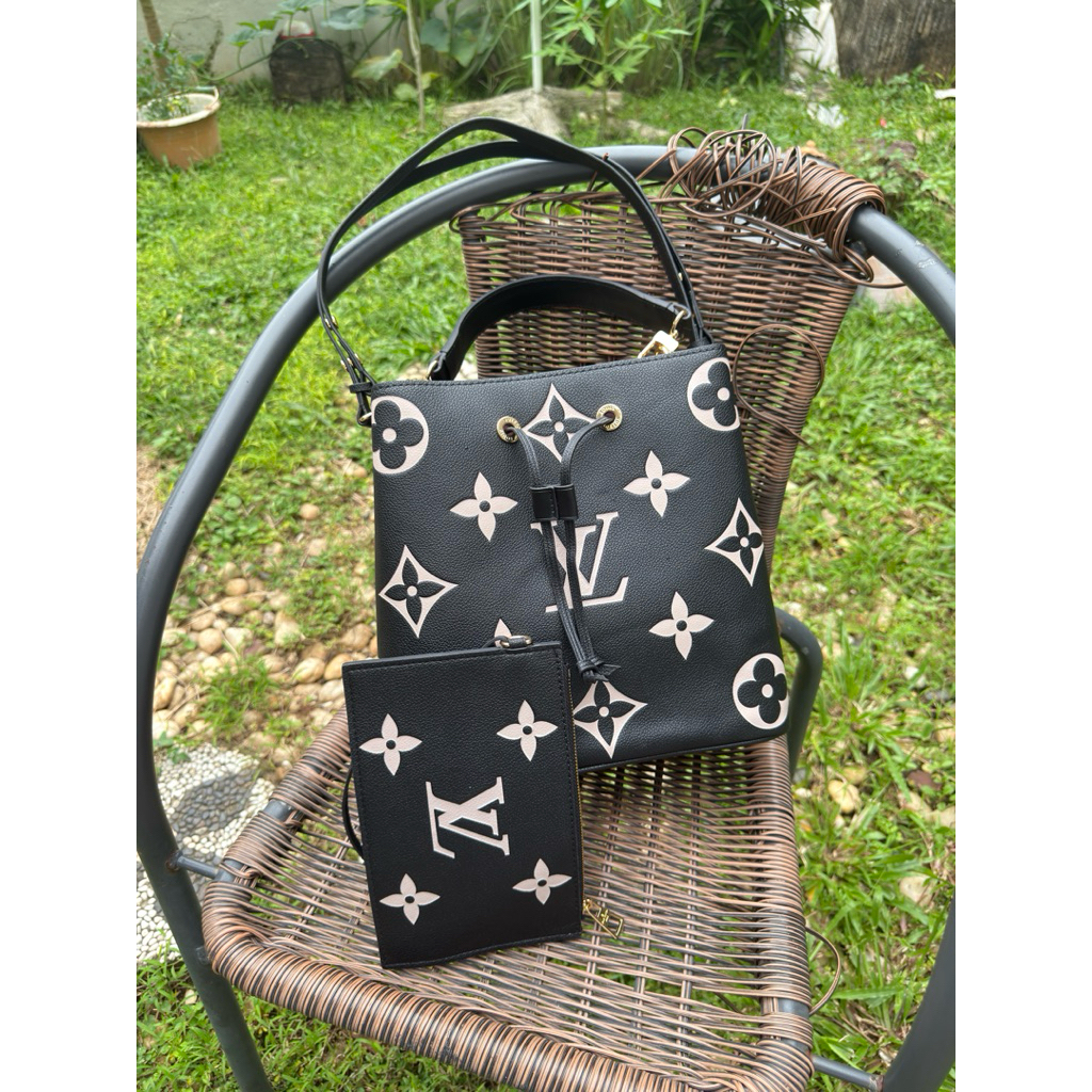 LV NeoNoe MM Bucket Bag Monogram Empreinte Bicolor Black Preloved like new