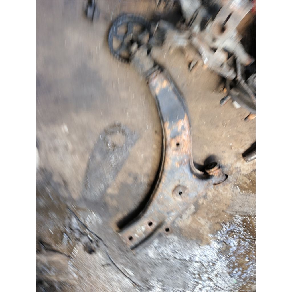 sayap kanan mazda 323 elite trendy hatchback