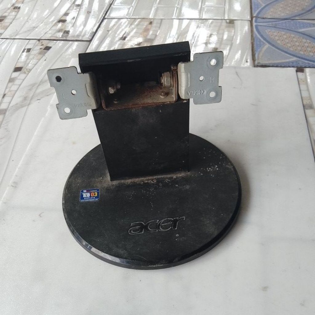 Kaki Monitor Acer V193HQV