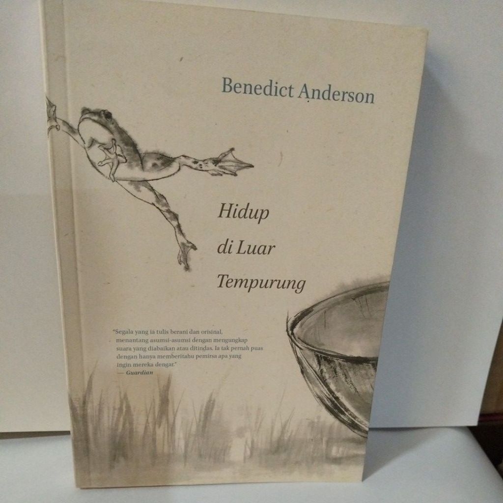 Buku Hidup di Luar Tempurung