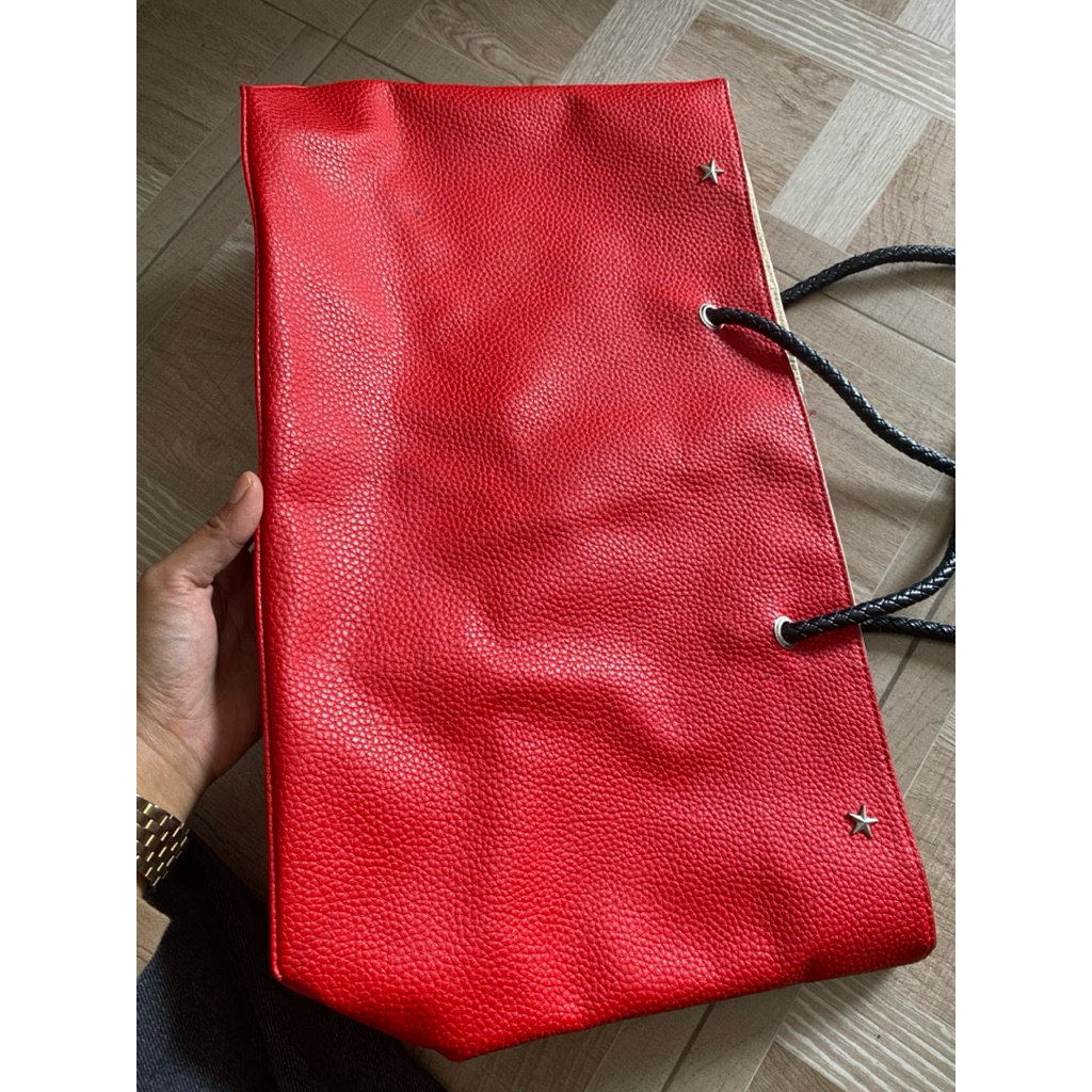 tas merah olivia hassler