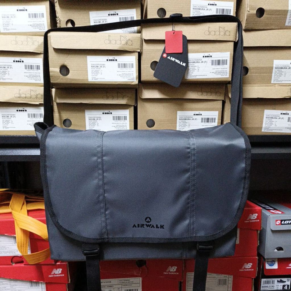 Tas Sling bag Airwalk Dublin Grey Original Resmi Sport Station