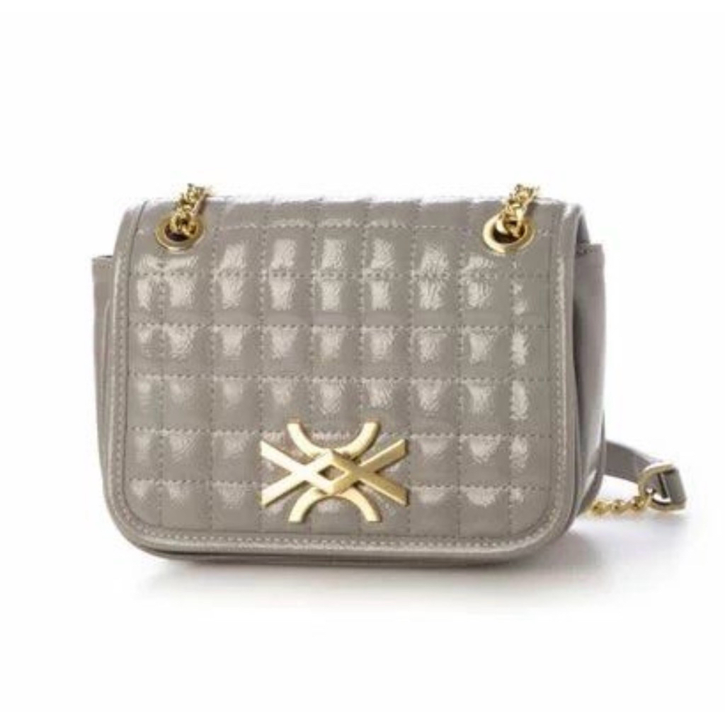 United Colors of Benetton sling bag