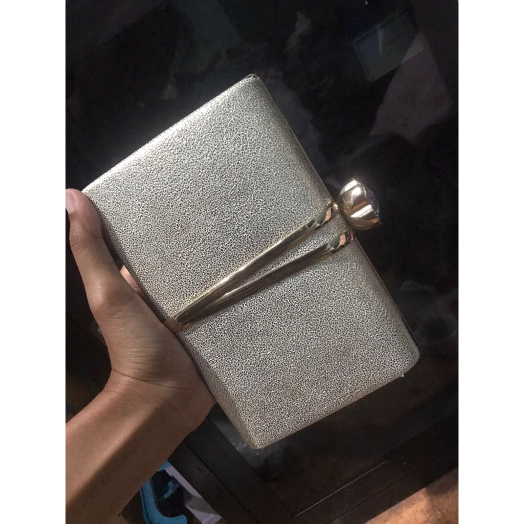 PRELOVED TAS KONDANGAN GOLD MURAH