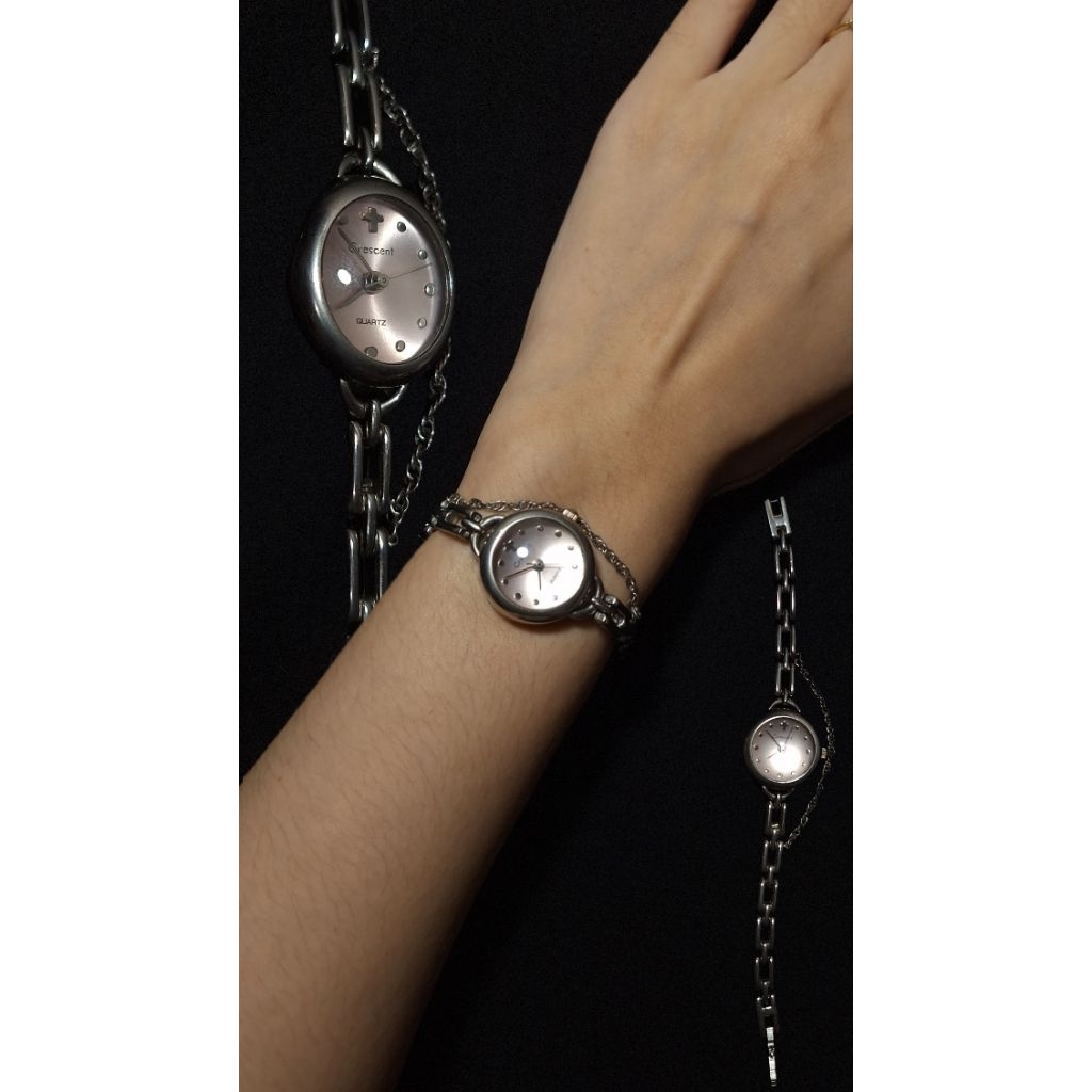 Jam tangan wanita J-axis Crescent