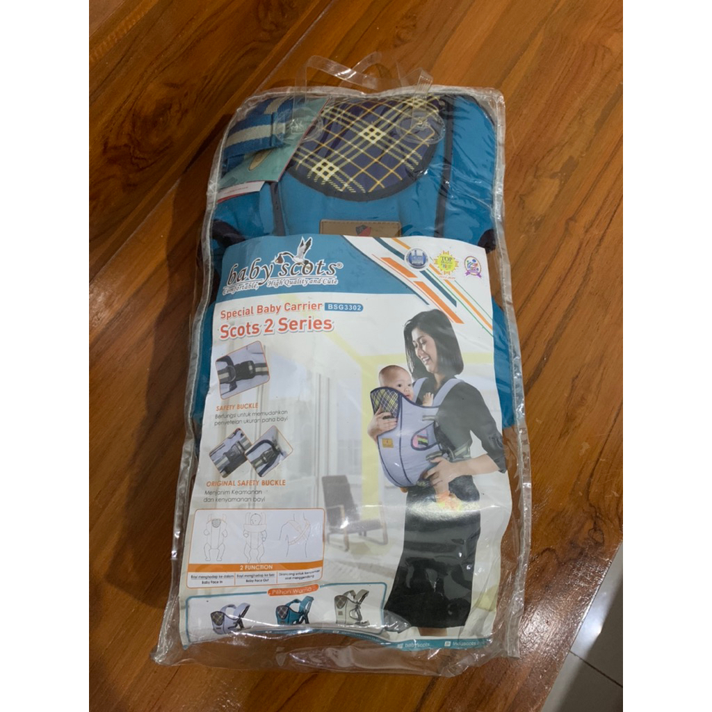 Gendongan bayi baby scots