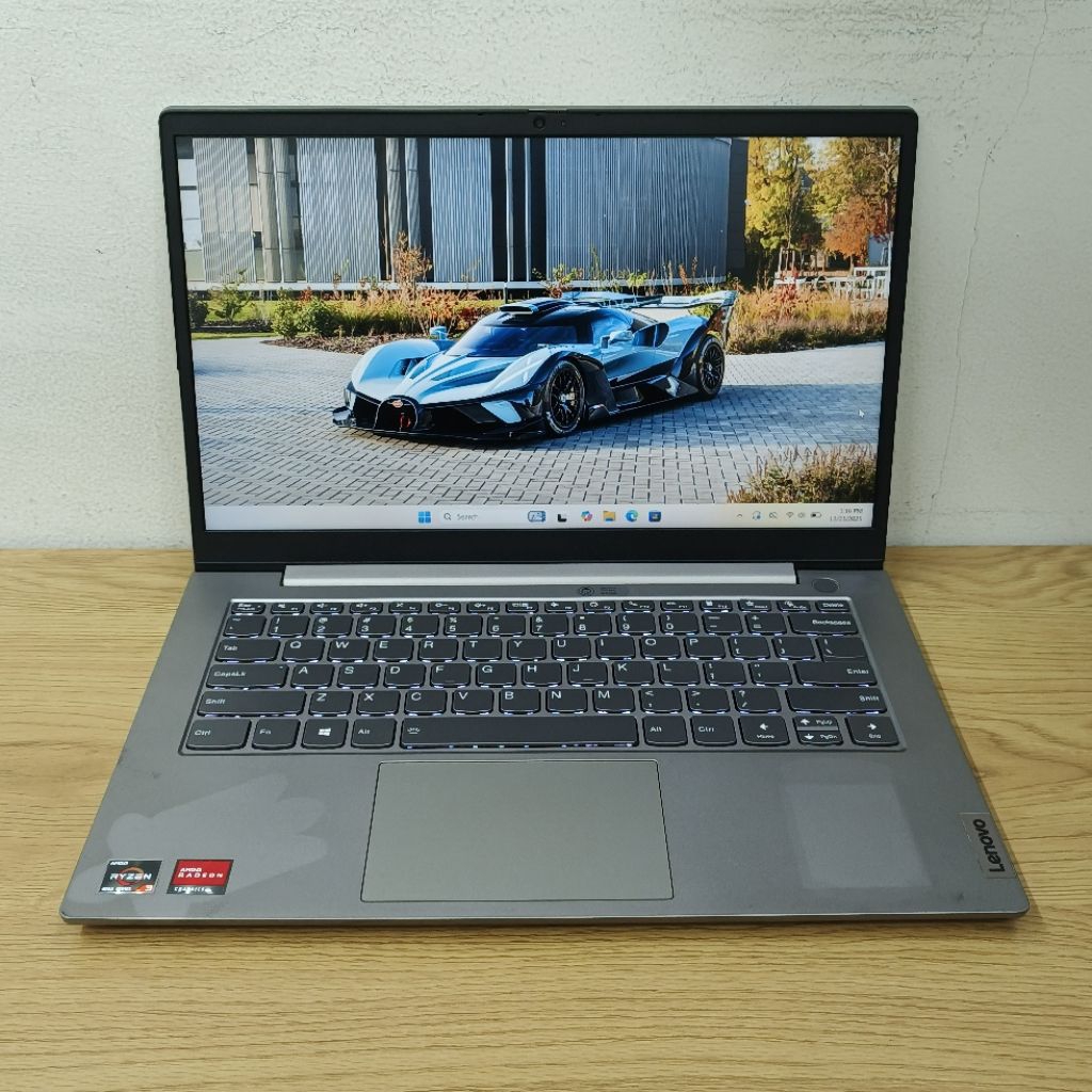 Laptop Second Lenovo ThikBook 14 G2 ARE AMD Ryzen 3 4300U with Radeon Graphics Ram 8Gb SSD 256Gb