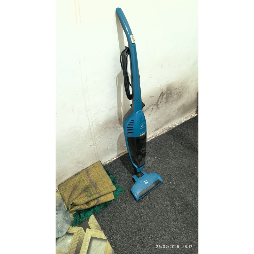 Mesin Vacum Electrolux preloved
