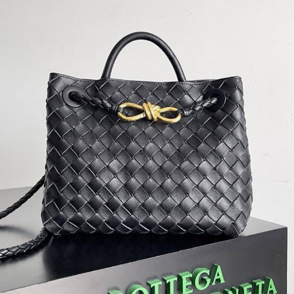 Luxco BV Andiamo Small Black GHW