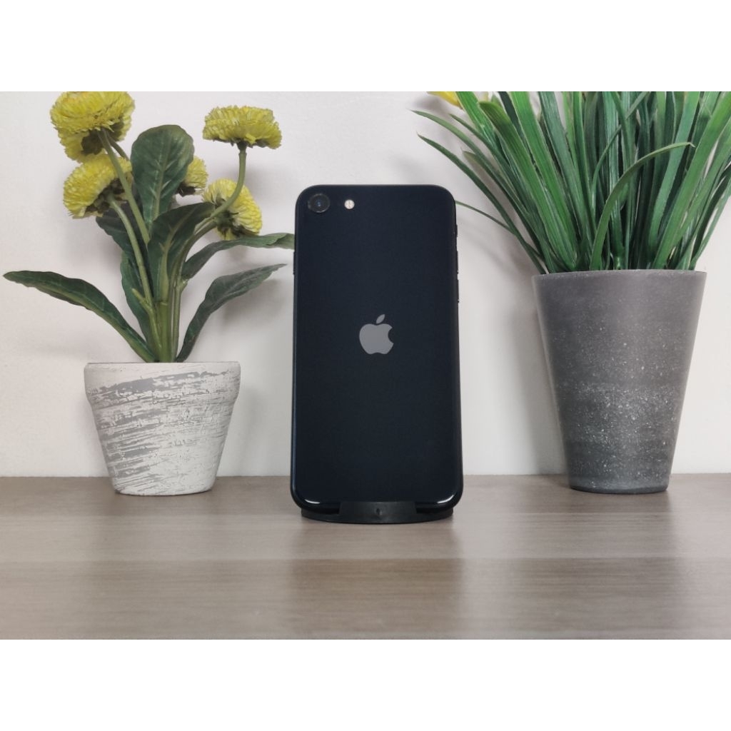 Apple Iphone SE 3 2022 128GB Resmi Unit Only