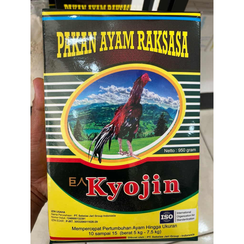 kyojin pakan ayam raksasa