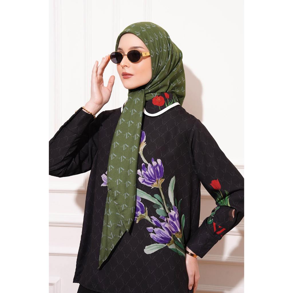 MONOGRAM VOAL - VIVI ZUBEDI