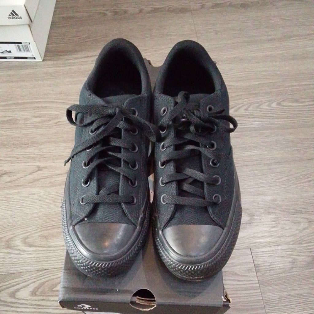 Sepatu C0n A10350C Black