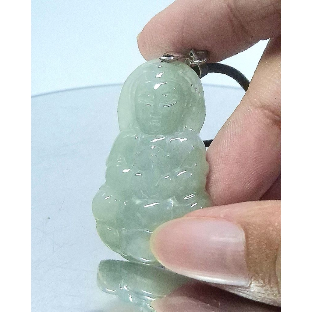 baacpl015 Liontin Giok Jadeite Ice Green Ukiran Avalokitesvara Guan Yin