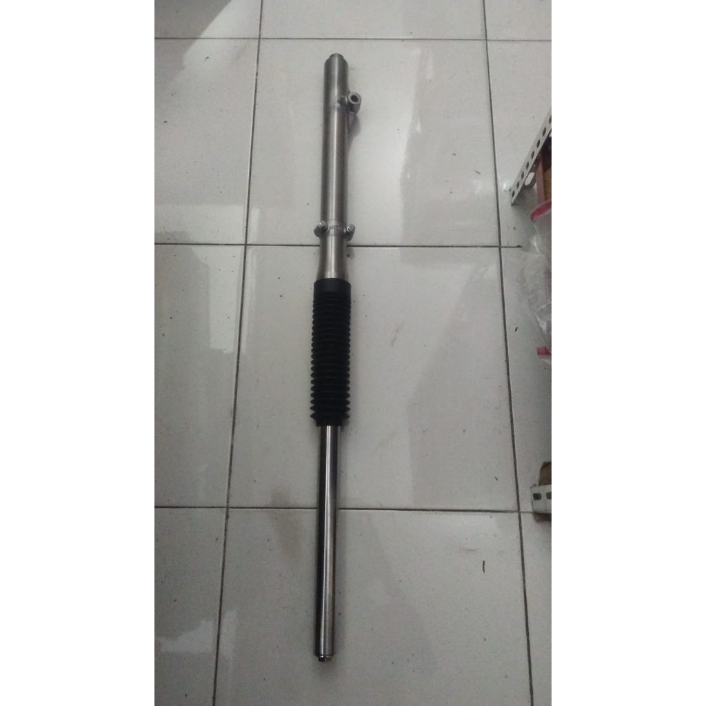 Shockbeker depan viar tele sebelah kanan