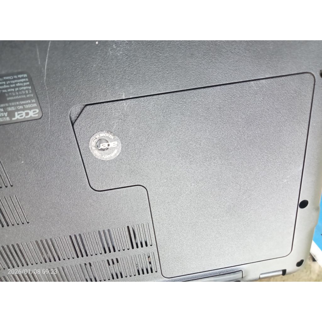 leptop acer a314-21 amd a4 ram 4 ssd 256