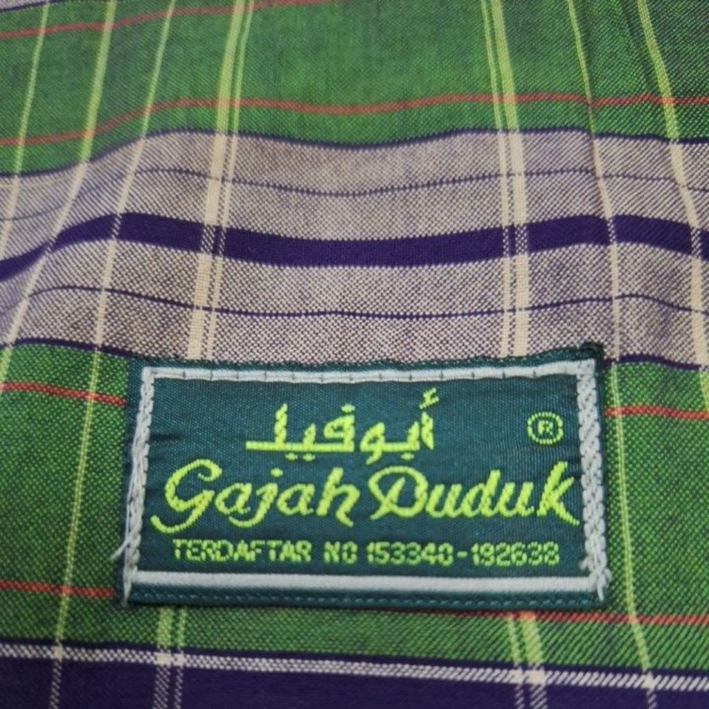 Sarung Jadul Gajah Duduk, Pernah dipakai