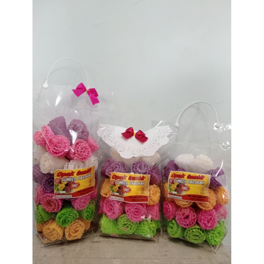 Opak Gambir Warna-Warni dengan Cita Rasa Tradisional Khas Blitar