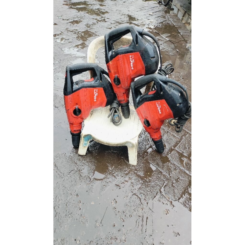 ROTARY HAMMER SDS MAX HILTI TE 70-AVR (SECOND)