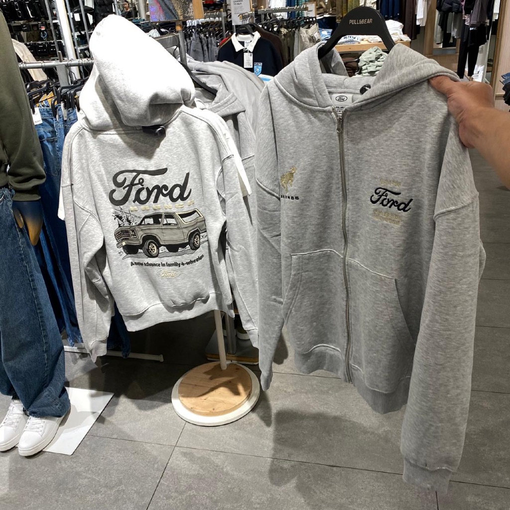 Jastipp. Hoodie Zipper Pull&Bear X FORD (Man)