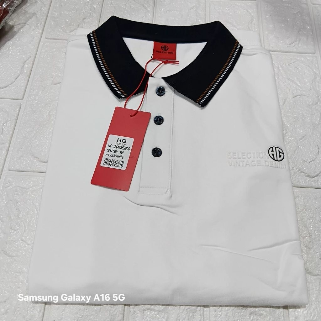 Kaos krah Hugo selection