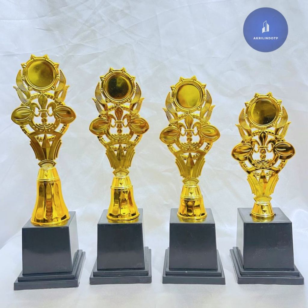Piala 1 Set isi 4 Figur Pramuka Terbaru Tinggi 30-38 cm Free Custom Tulisan & Logo