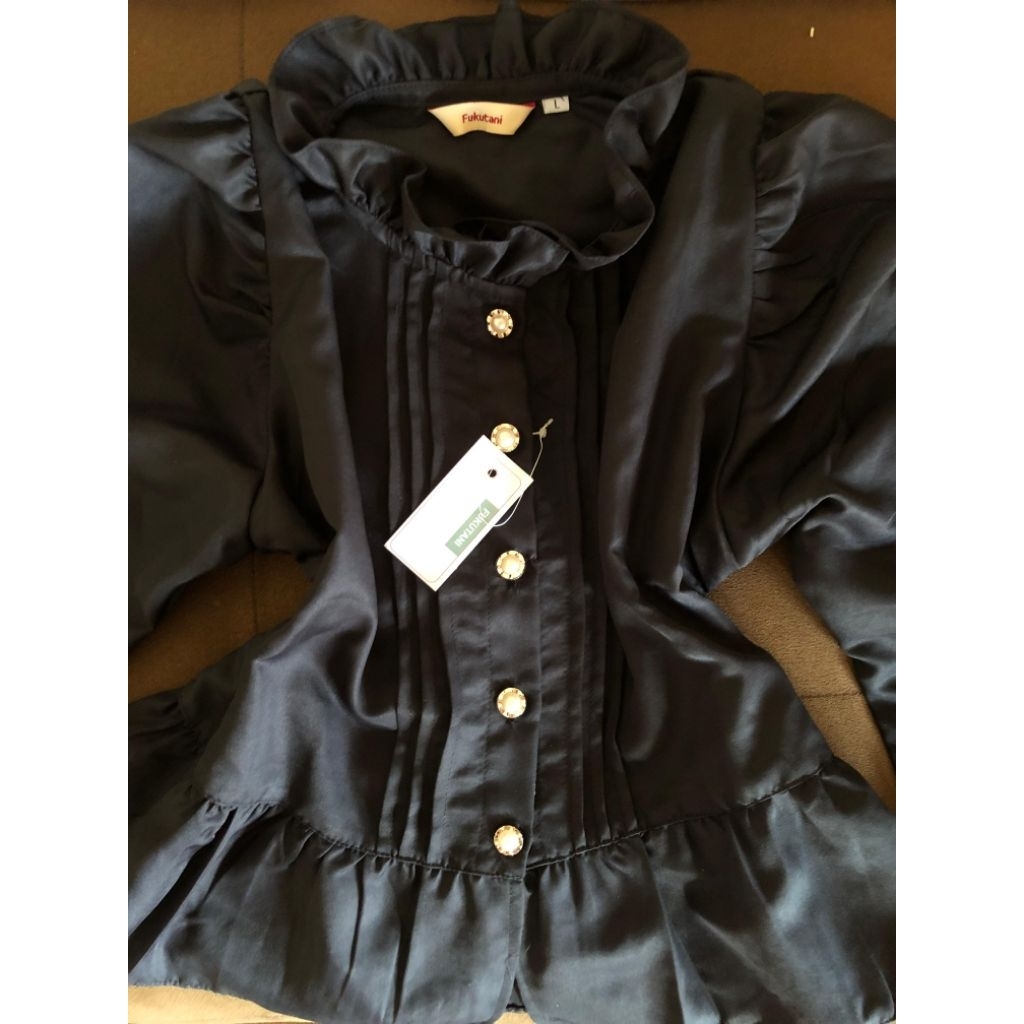 (new) FUKUTANI Kemeja Blouse Rempel Hitam